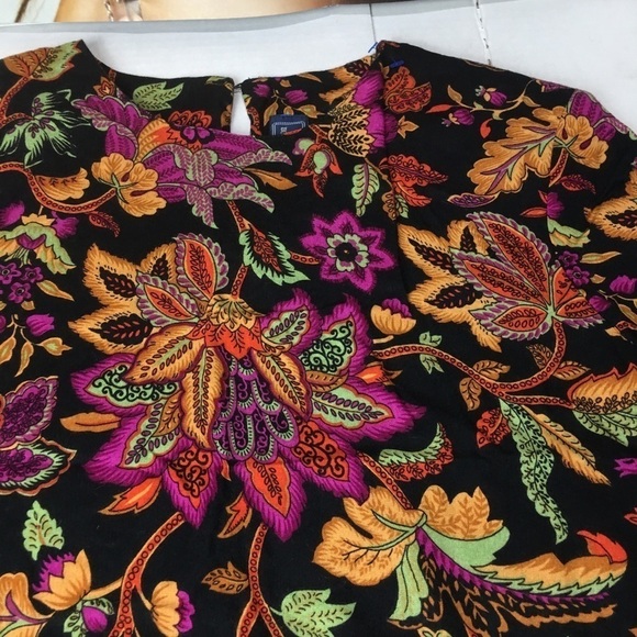 Norton McNaughton Petite Top NWT - Picture 2 of 9